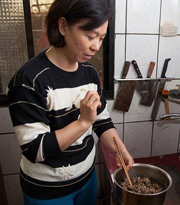 手際よく、料理をつくってくれた楊さんのお姉さん