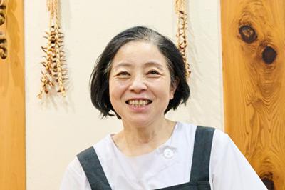 「今後は皆さんに広く伝えていきたい」と夢を語る落合良美さん