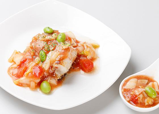 赤魚塩糀ソテー白菜漬ミネストローネソースの写真