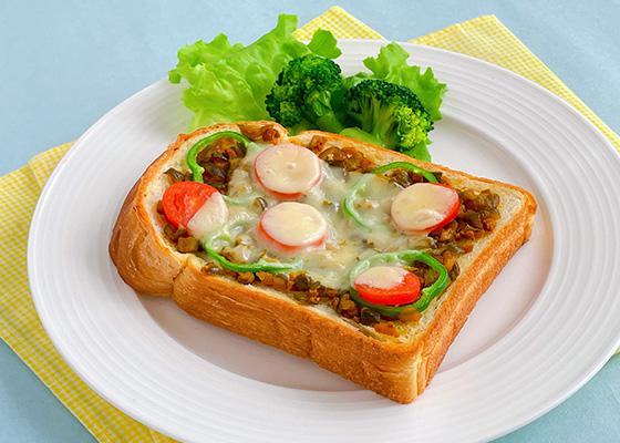 キューちゃんカレーピザトーストの写真